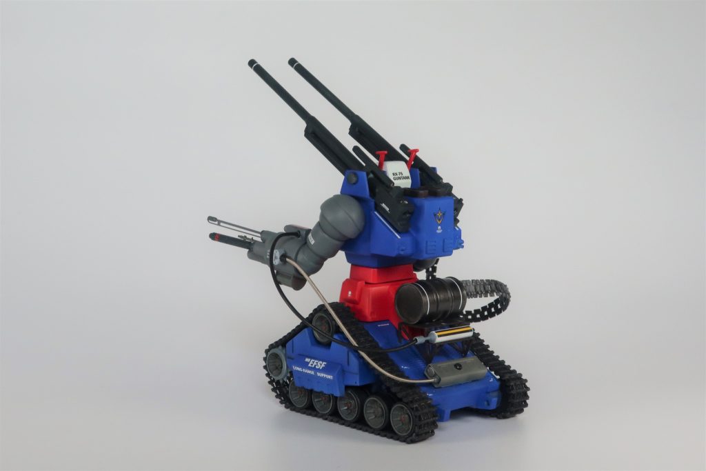 履帯はモデルカステンへ変更。高価ですが見栄えががらりと変わります。自然なたるみはカステンならでは。