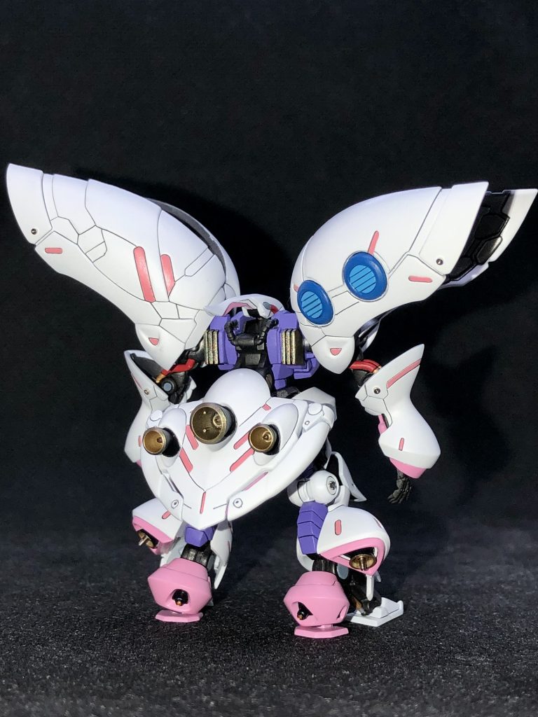 キュベレイは色々な方々が作っていらっしゃるのでバーニアの追加など作例をパクってます。