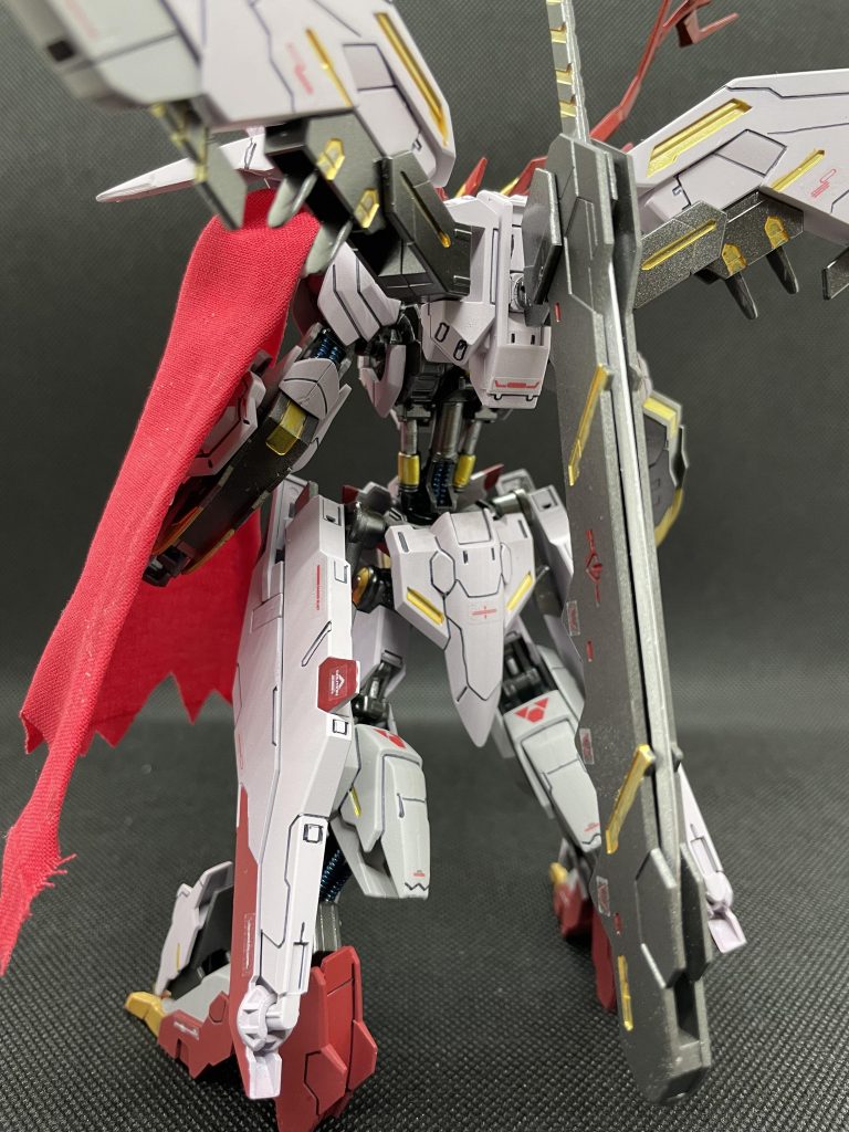 キットが2つあったので、通常フェイス、眼光エフェクトverと分けて作りました