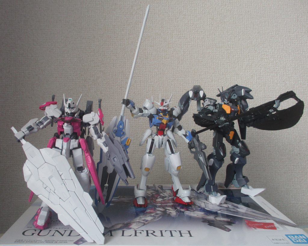 せっかくなので、「水星のガンダムフレーム機体」(ベリアル、フォラス)とのスリーショット!!!