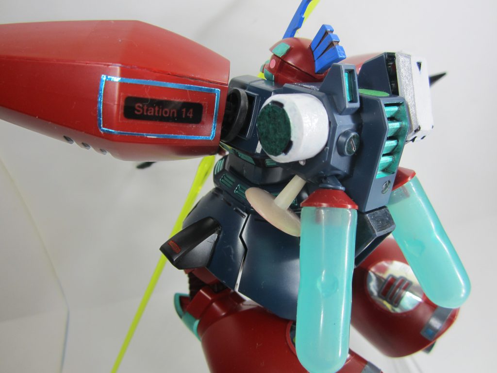 電子戦用のアンテナをランドセル部に装着しました。