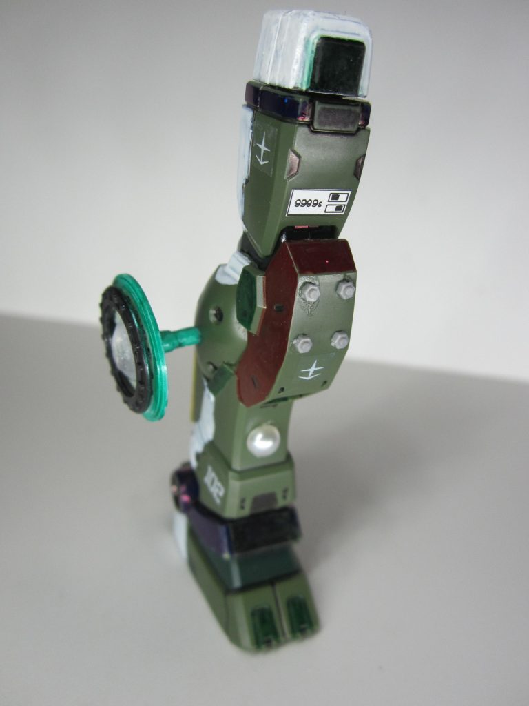 REGS部へのアンテナ追加及び塗装・シールの状態。