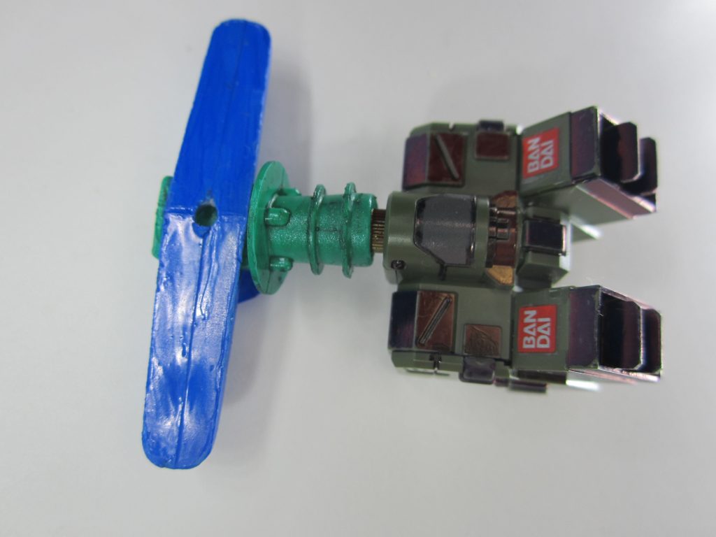 アンテナ及びランドセル部塗装の状態。