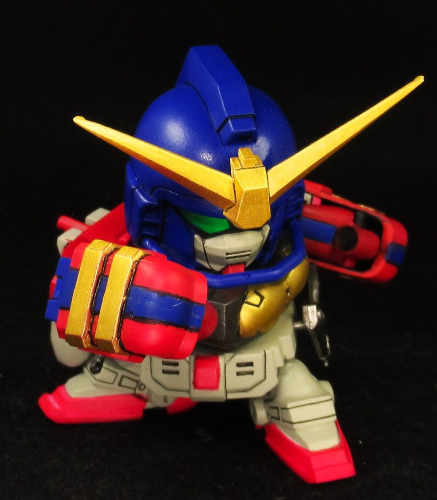 ボクサーモードではグローブのブースター？部分をたためるように加工しています。