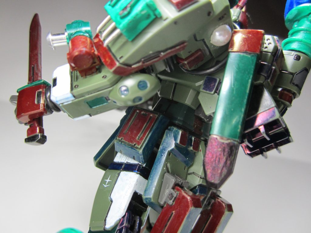 3連機関砲及びレーザー砲塔(小型)の追加。