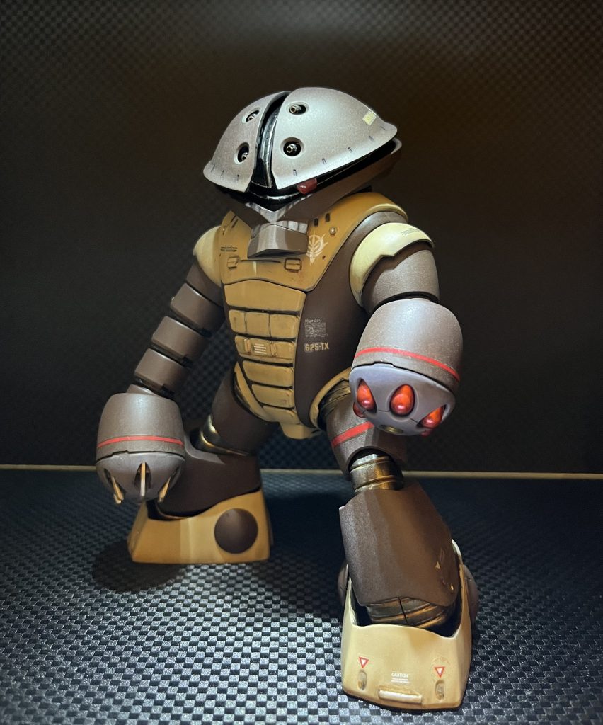 ブラウンは缶スプレーカーキはアクリル筆塗り関節もアクリルのメタルカラー