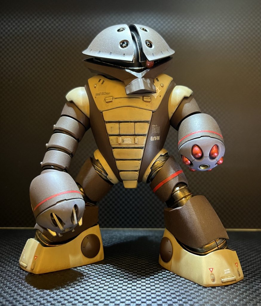 胸、足先、腕にプラチップ貼り付けて情報量アップを少々。。