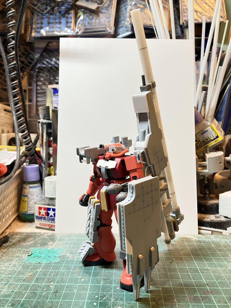 ザクⅡ砲手用鋭意製作中あとはカノン砲を仕上げるんですがまだ完成してませんカノン砲の詳しい資料が分かり次第続きをやります