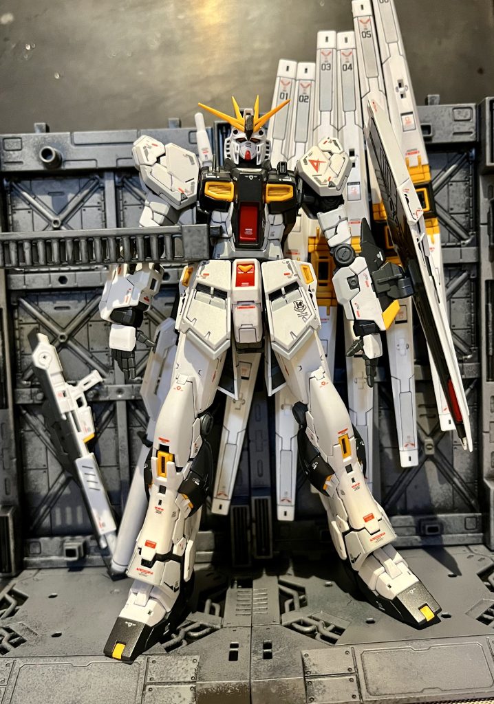 ν ガンダム　完成–5枚目/制作者：Ryu