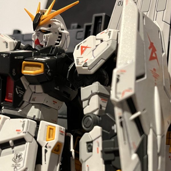 ν ガンダム　完成