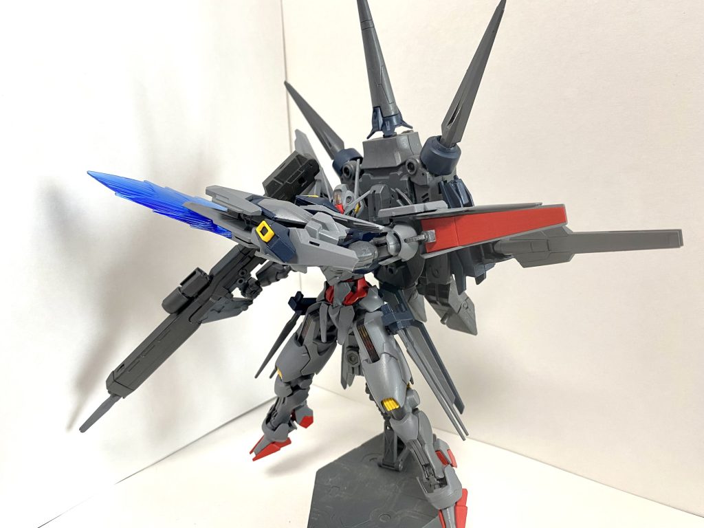 エアリアルのライフルがサーベルモードもあって助かりました。シールド機能つけるだけで、プロヴィ用の盾に出来た。