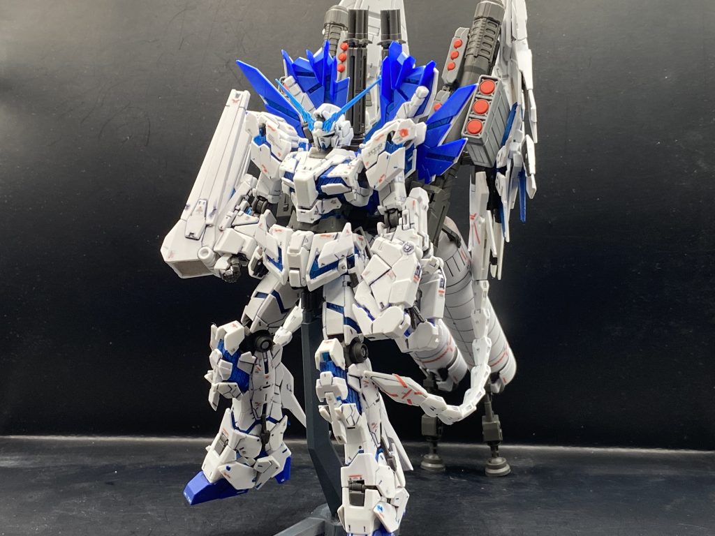 RX-0PG ユニコーンガンダム・ペルフェクティビリティ グロリアス–2枚目/制作者：萌木原あるく