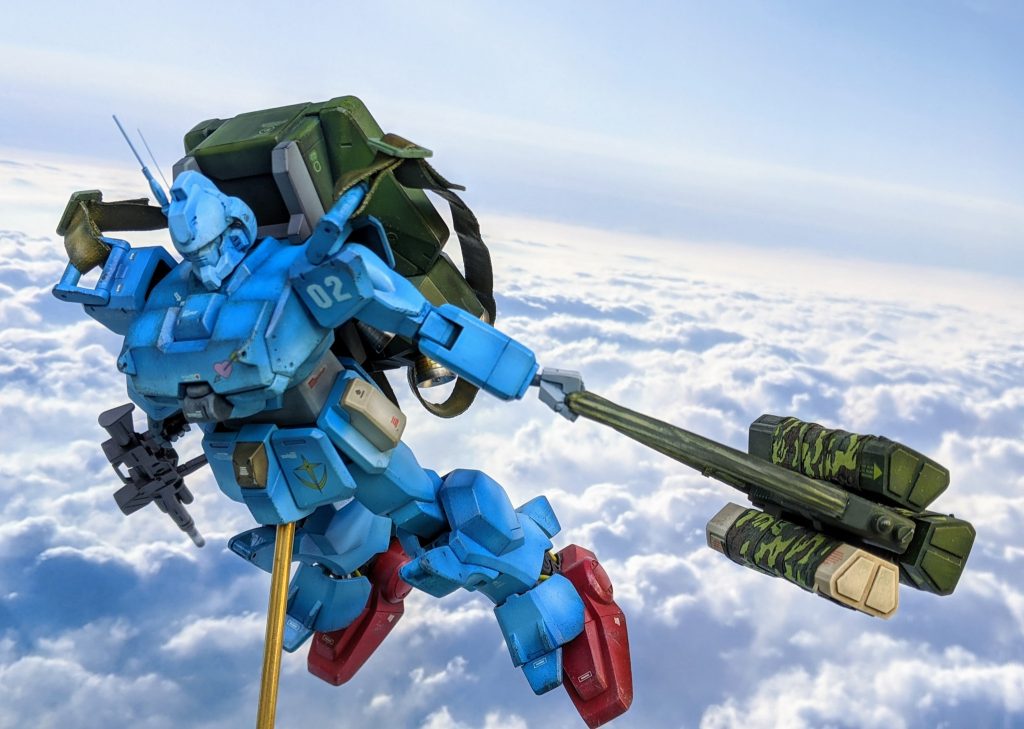 It was difficult to make the suspended straps. I used wire to maintain the tight straps being stretched out.