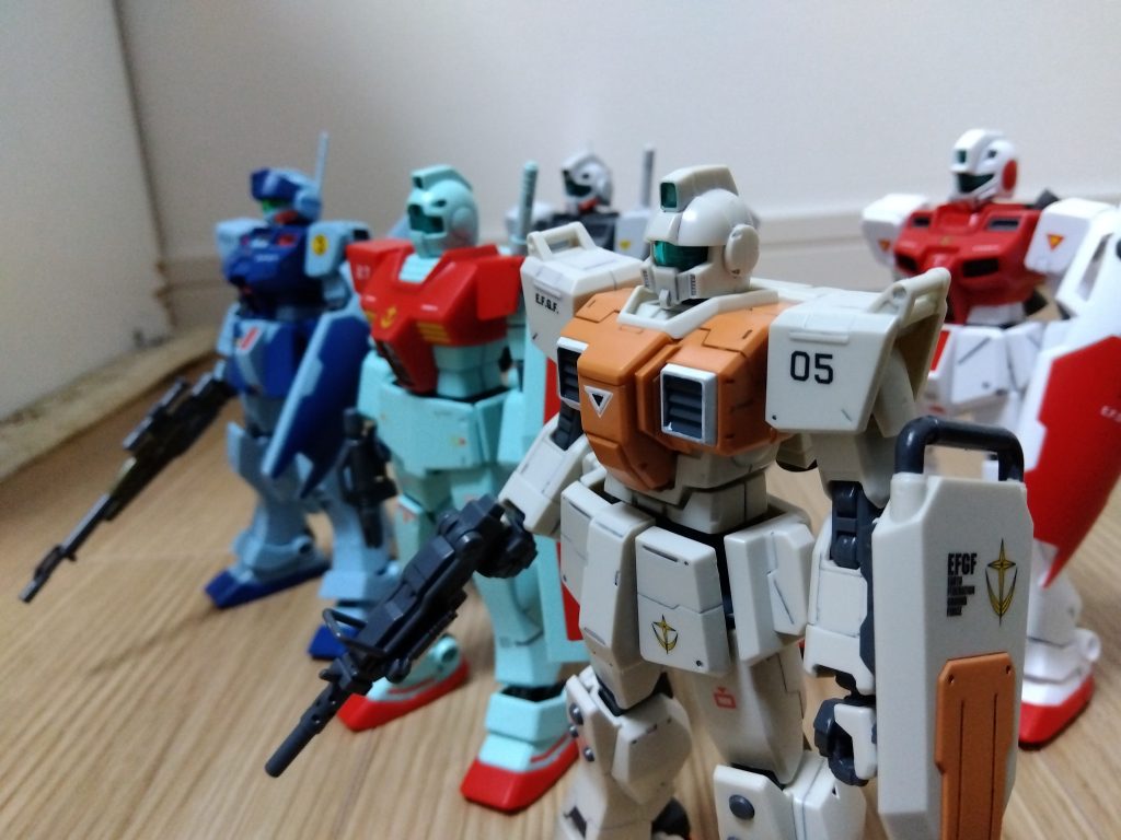 量産型ジム、スナイパー2、コマンド宇宙用、寒冷地用と。