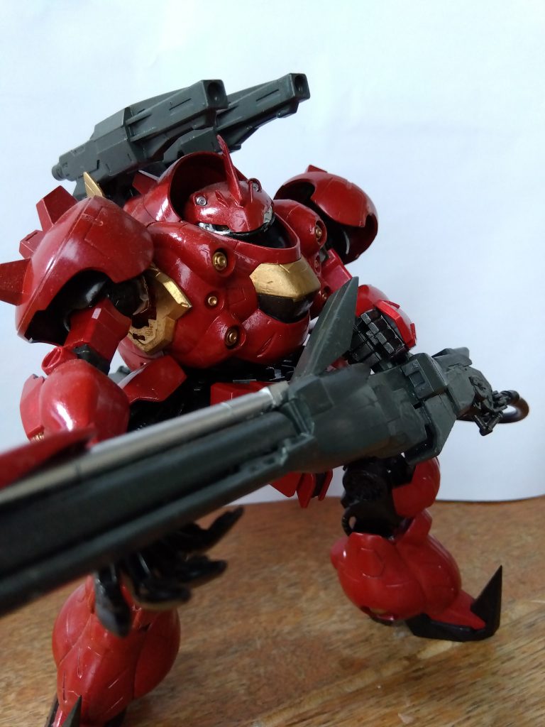 嫁は、怖いよ〜、でも懲りずに創ります🤣格納庫（おしいれ）暗いよ、狭いよ、怖いよ〜！スペース確保して、たすけねば〜