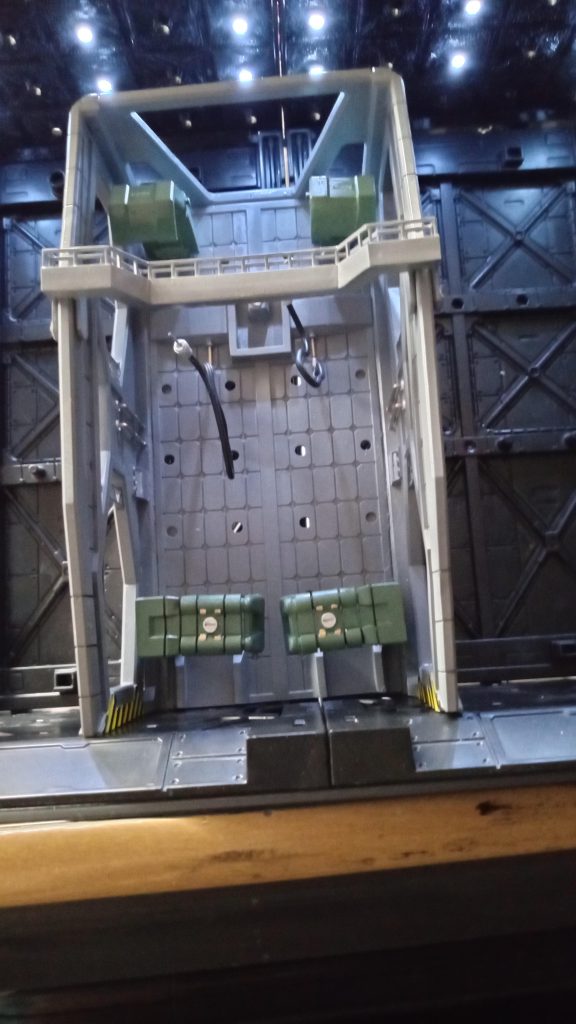 アニメの1,2話を見ながら分からないところはオリジナルで作りました