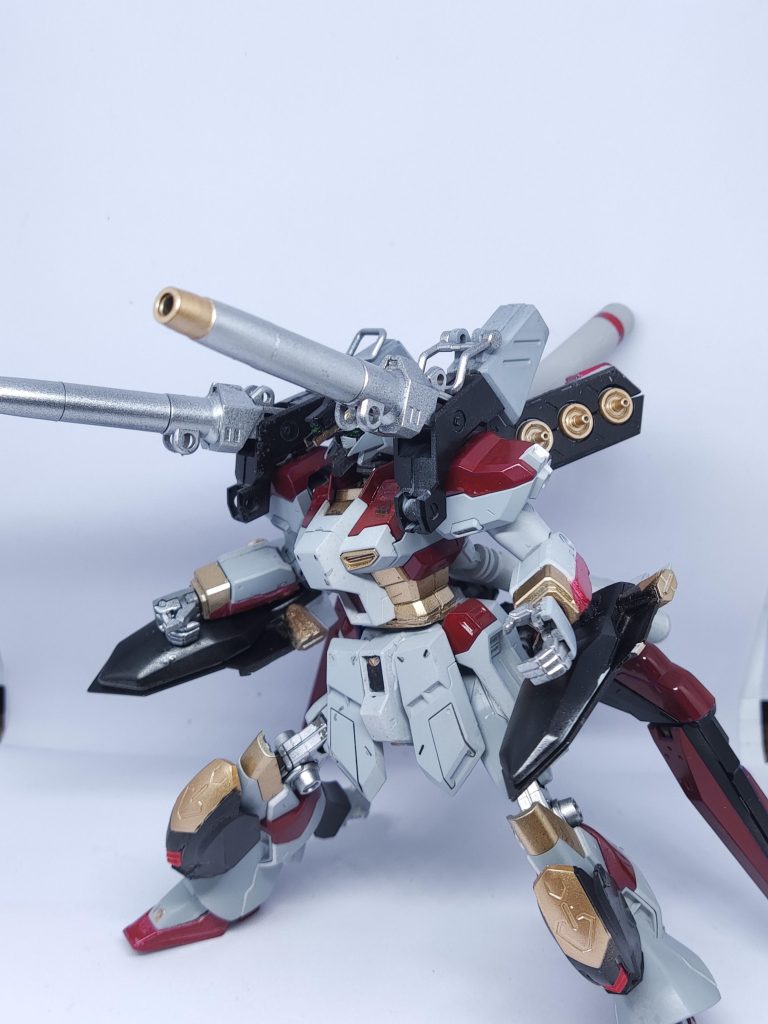 HGのガンタンク初期型のキャノンを使用しています