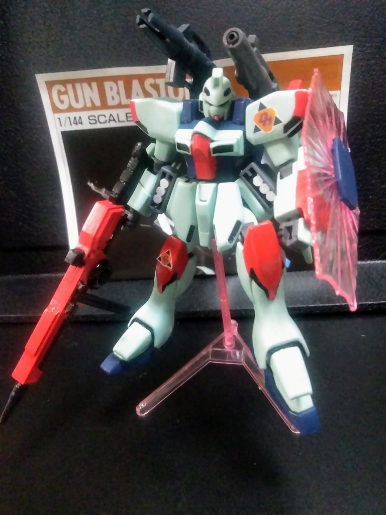 貼ってあるマークは皆のアニキ『オデロ・ヘンリークくん(ヘタレだけどヤるときゃヤる子)』