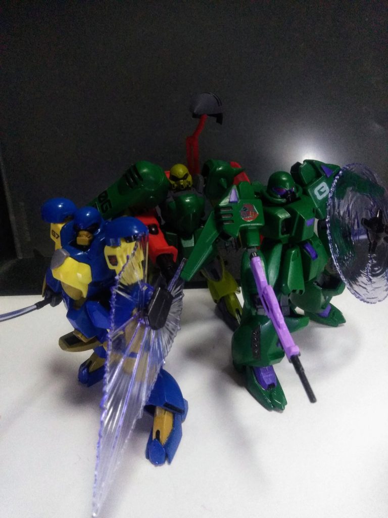 ご気分を害された方が、おられないことを切に願います。次回の子達は完全に妄想機体と成ります。お目汚し ありがとうございました。