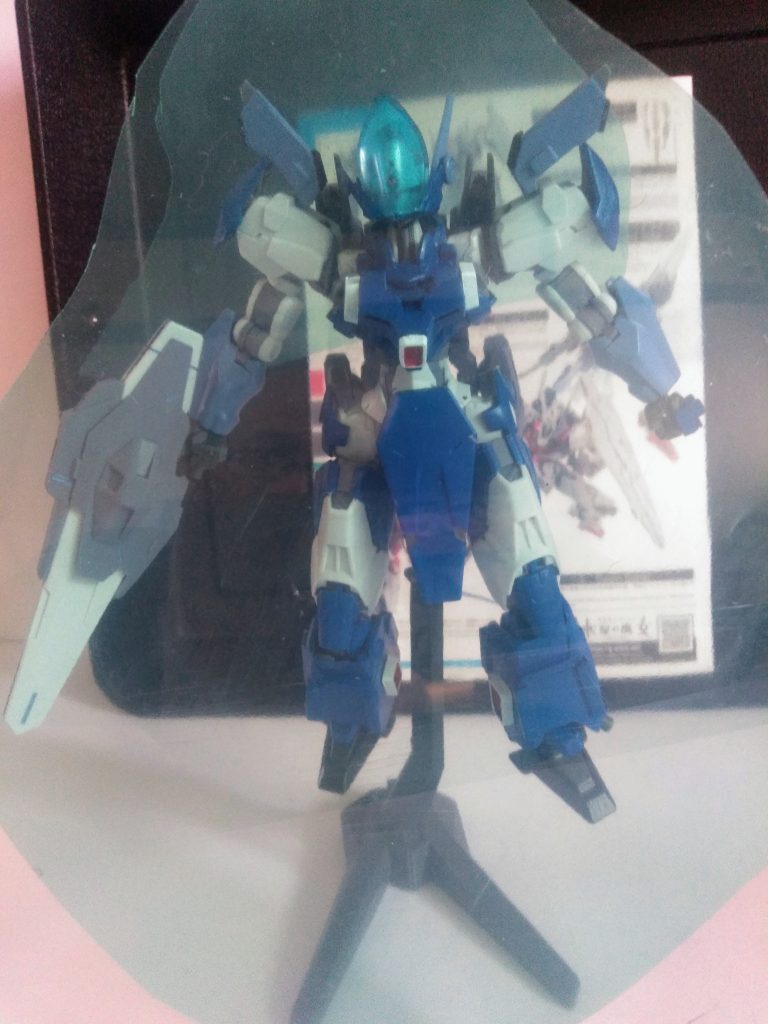 英字｢霊！！ V-MAX 発動っ！！！｣　霊｢レディ。エネルギーザンゾンリョウ、コンマゴーナナギガカイザー。｣どこまでも機械的。でもだからいい😍😍😍😍　　この年代のアニメって『北斗の拳』の影響か、ロボでも『闘気(オーラ)』の演出が当たり前でした。