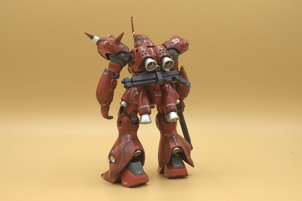 ポージングがいつまでも上達せんな…スジ彫りのデザイン結構苦労しました。