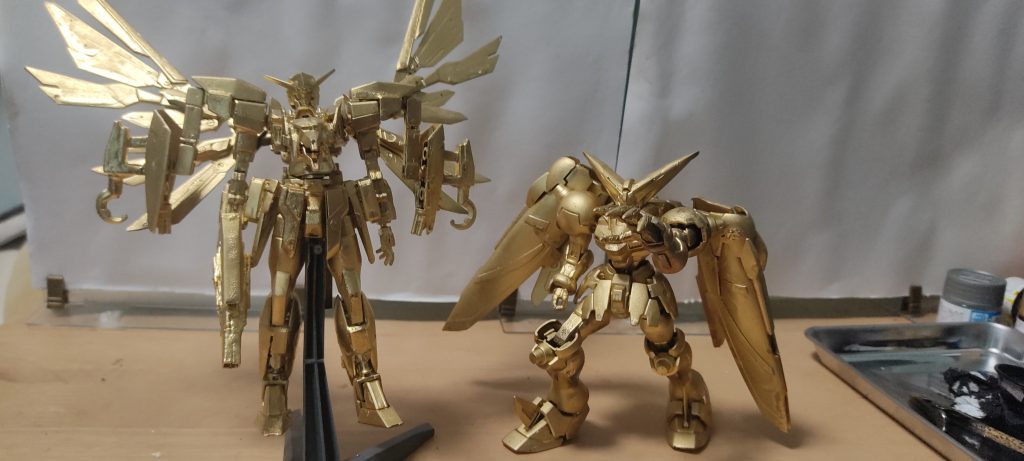 ビルドシリーズ設定です。マスターガンダム明鏡止水モード(塗装)を添えて