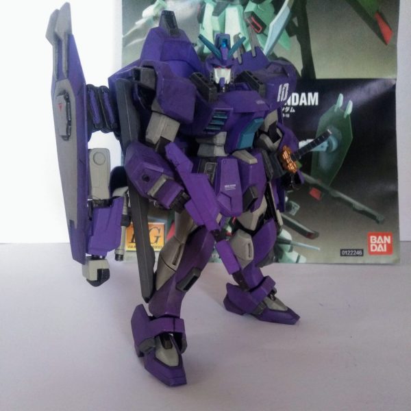 フォビドゥン ガンダム トロワ 《バザール・デゴ・ザール準尉専用機》