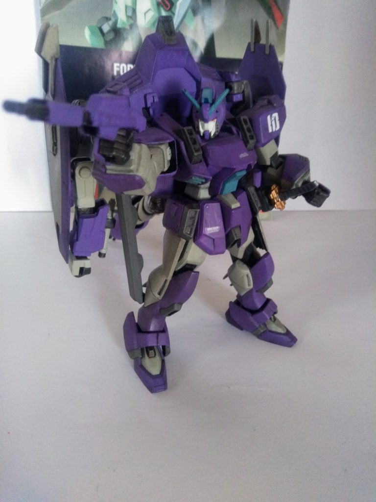 そんな彼でも『リーダーの自覚』はあるので常に仲間を第一に考えます。『2連装 ハンドガン』