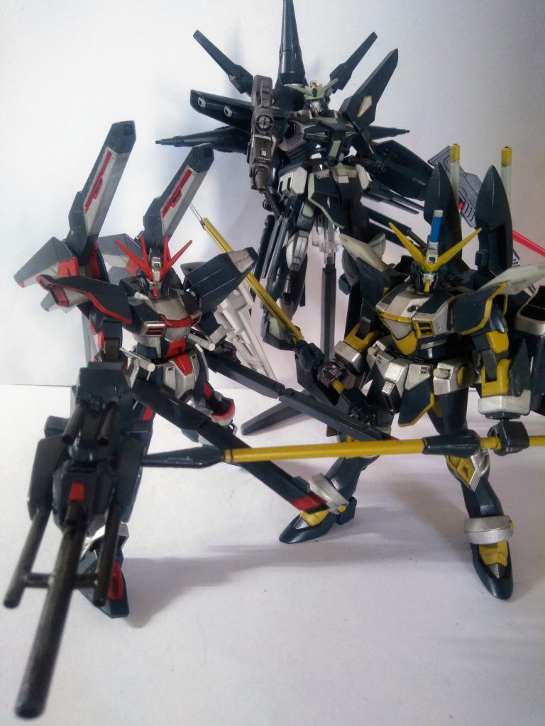 息の合ったトリプル・アタック！技名は『マタ・ライシュー』この子達は『2003年』に発売でして、発売日に購入した記憶があります🤔