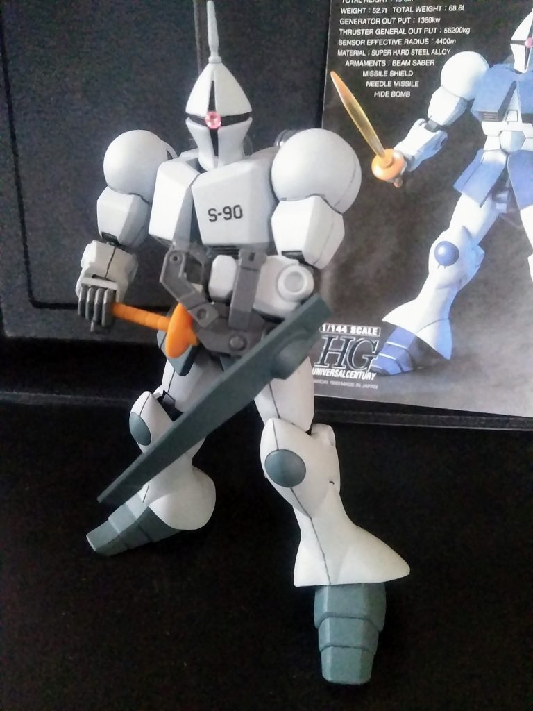 大破した『ドム』に代わり『地上運用試験中のギャン』を受領します。『ギャン用ビーム サーベル』