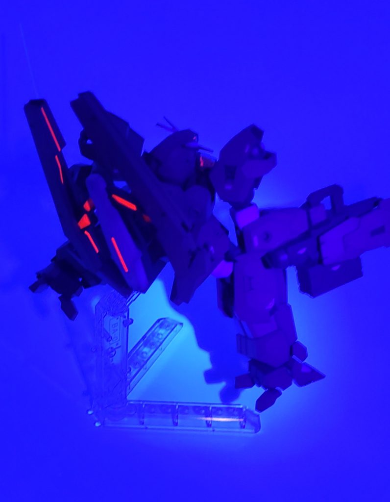 特に手を加えず、ゲート処理も目立つところ以外はヤスリを使わず時短仕上げです