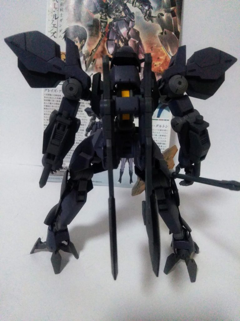 黒く、鋭角なシルエットはラスボスの風格に溢れています😤『専用大型 アックス × 2 』