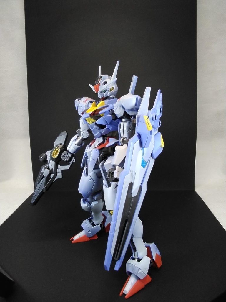 最近はまったガイアカラーのヴァーチャロンカラーを中心にテキトーに塗り塗り白部分は過去に使い余った青系塗料混ぜ混ぜを下地に上から希釈多めチャロンカラー クールホワイトを複数回塗り下地がいい感じで透ける程度に