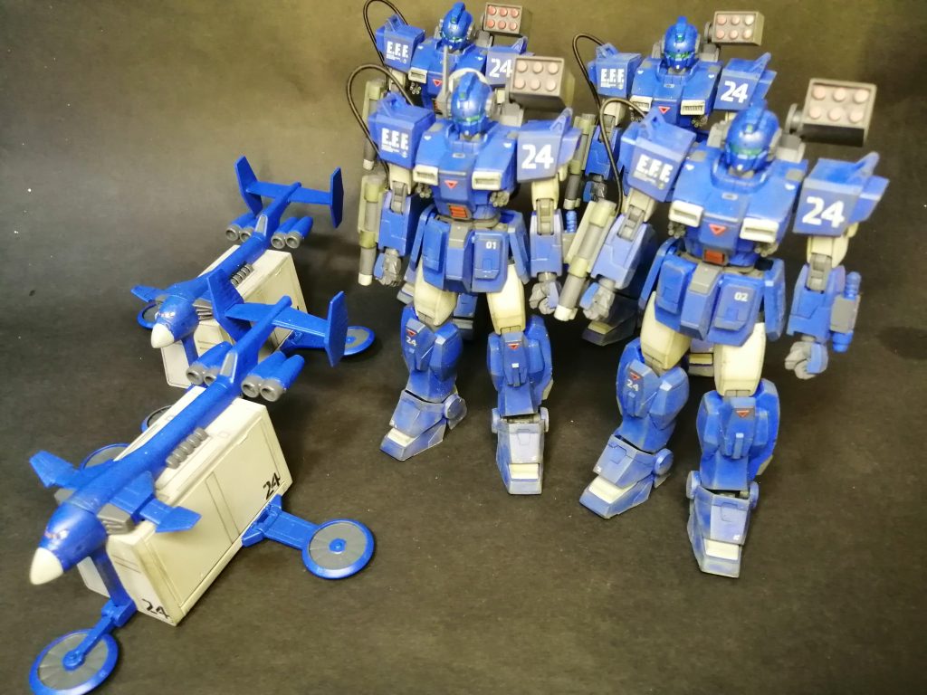 ２機のガンペリーや４機のブルーディスティニー１号機は、ヤフオクなどでコツコツ仕入れました。まだまだ品薄だけど、画像加工ではなく、４機作ってますｗ最後までご覧いただきありがとうございました。