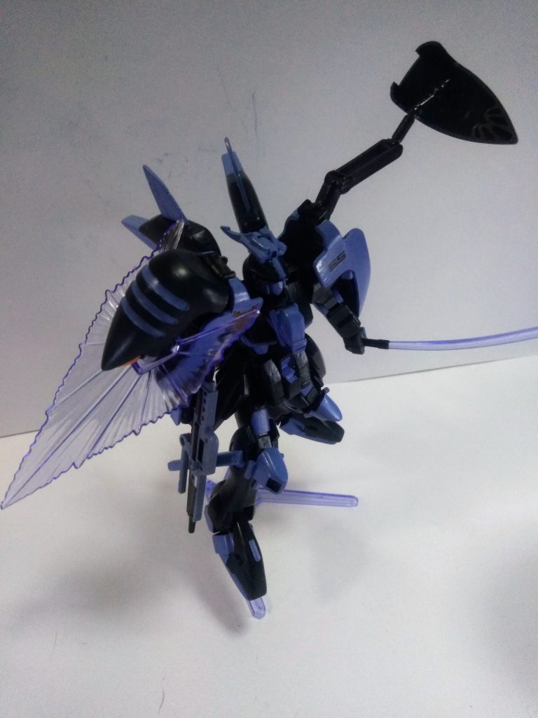 『エルヴィンくん』と『ウッソくん』のライバル関係は最終決戦までもつれ込みます。『シャクティちゃん』の必死の説得も『エルヴィンくん』には届かず『エンジェル・ハイロウ』を破壊しながら戦闘。二人の対決に終止符が打たれた時に『エンジェル・ハイロウ』は分解していきます。 という脳内ストーリー😭　武装はみたまんまで。