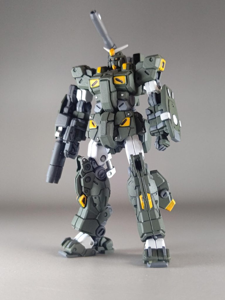 アーティファクト・フルアーマーガンダム–2枚目/制作者：滝 由佳理