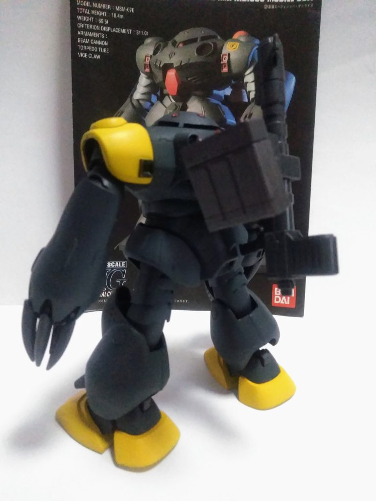 『ルッキールー中隊』が撤退戦の殿を務め、消耗仕切った時『とある海辺の HLV 発射基地』の守備隊長を勤める《コウシュウ中佐》が救援に現れました。『ロケットランチャー & 3連装ミサイルポッド』