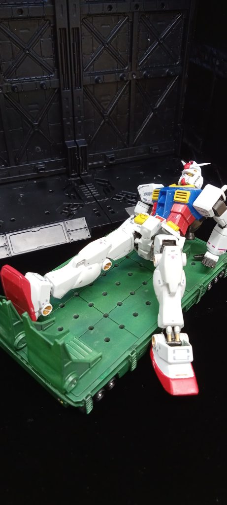 間に合うか ?左と、右かうっ、た、立ち上がってグググ