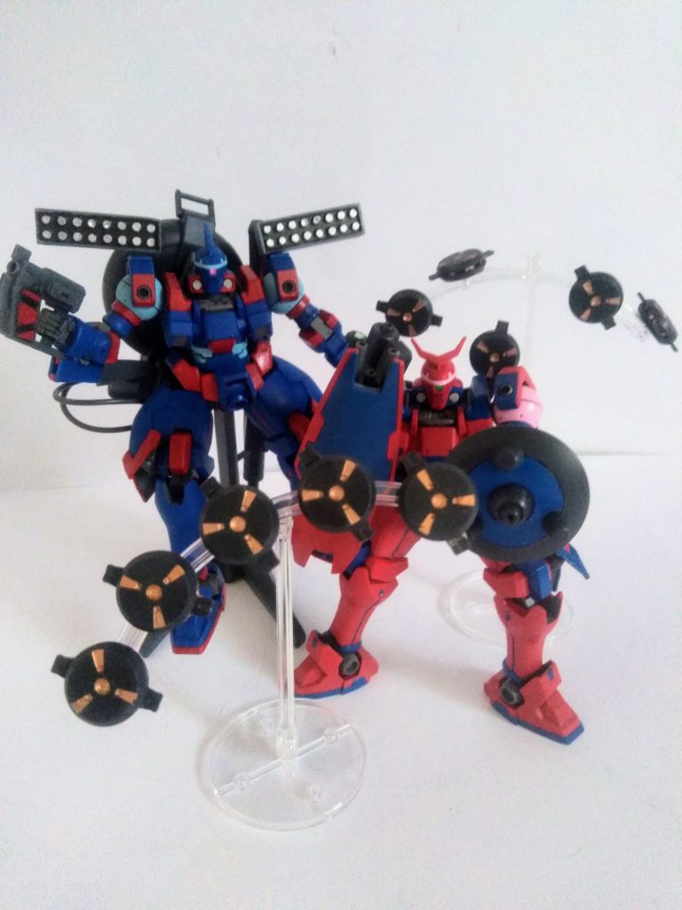 同じ構造のパーツを 2 回作るの、なんかテンション下がりません? 以前販売していた『マグワナック 36 機セット』アレを製作し終えた方には『尊敬の念』しか在りません。いったいどれ程の方々が挑んだのだろう?ヴァイエイト『16 連装ミサイルポッド× 2』 メリクリウス『プラネイト ディフェンサー× 10』結構苦行でした😖