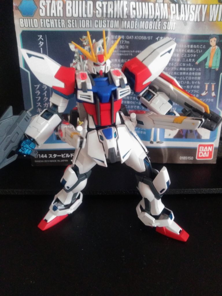 そんな訳で(どんな訳だ😠!)寂しさを胸に抱きながら「父ちゃんが、涙潤ませながらレストアです😭」ユニバースブースターのサイドにあるキャノンを前へ『スター ビーム キャノン』