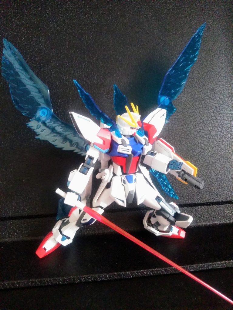 遅ればせながら、関節部分が青いのは『プラフスキー粒子』をエネルギー化して各部に流入しているイメージです😔