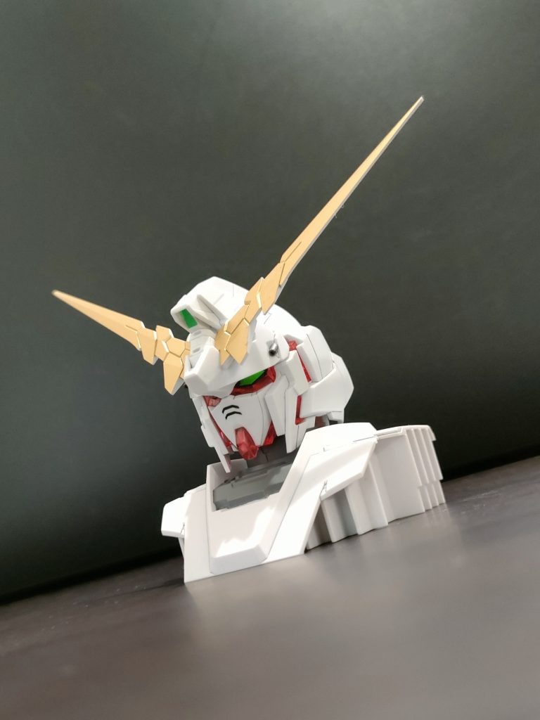 俺に力を貸せ！ガンダム！！首元のグレーはクレオスMr.カラースプレー 呉海軍工廠標準色にて。思い通りの色味で満足。