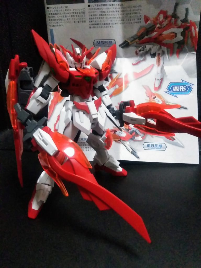 細かい設定が色々ありますが、その辺はここでは省きます😔 正に『炎をイメージしたデザイン』かなりカッコいいとおもいます😍同時発売で『υガンダムのアメイジング版』がありました。この『ウイング ガンダム ゼロ 炎』もいつも通りストーリーが進むと盛られていきます🤣お目汚し ありがとうございました。