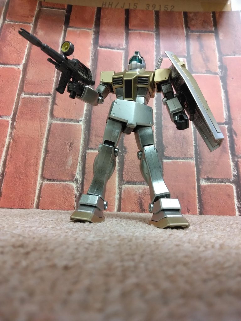 だいぶ経ってスプレーガン無くしたので　ガンダムのライフル持たせて有ります！