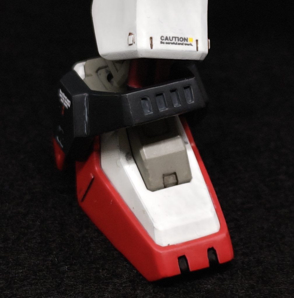 アンクルガードにプロトタイプガンダム風の凹モールドを追加しました。