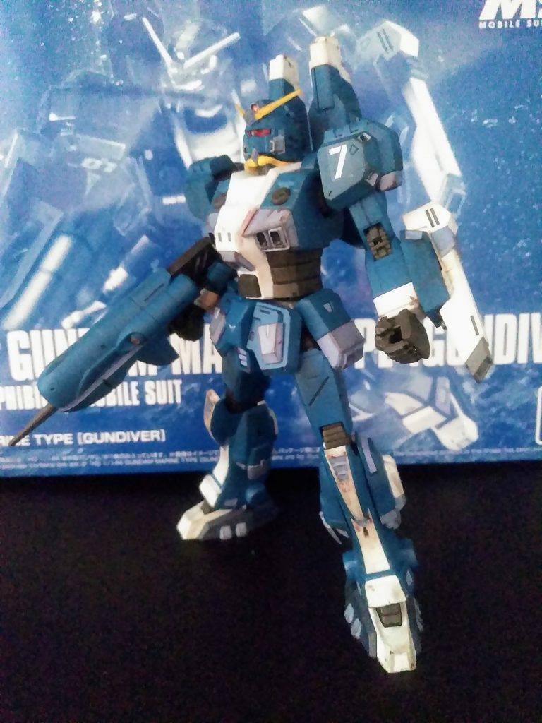 『地球連邦海軍』に所属する《オツボネハ・ツライヨ大尉》(妄想女性戦士)は愛機にて、海中を敵勢力の探索中『ルッキールー中隊』が赴任する『とある海辺の HLV 発射基地』の周辺海域へ接近するのでした。