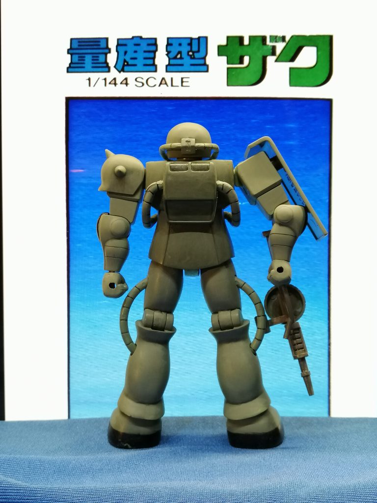 ■リアルでたくましい後ろ姿。