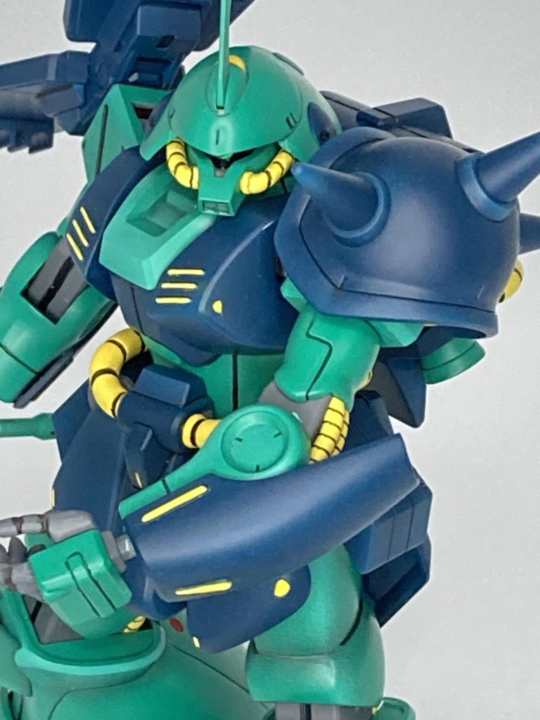 適当に武器やポーズやらシャドーやハイライトを入れてはいますが、撮影用ライトだと照明が強すぎて殆どぶっ飛びました撮影ってむずかしい