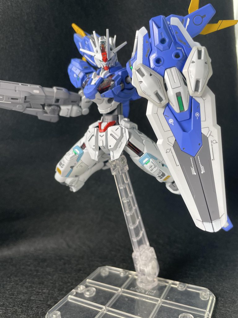 発売日に購入してからチマチマやっていましたが中々の難産でした笑。エアリアル程の革新さは感じなかったもののクオリティは問題ないですね。塗装して仕上げると満足感が凄いキットでした。