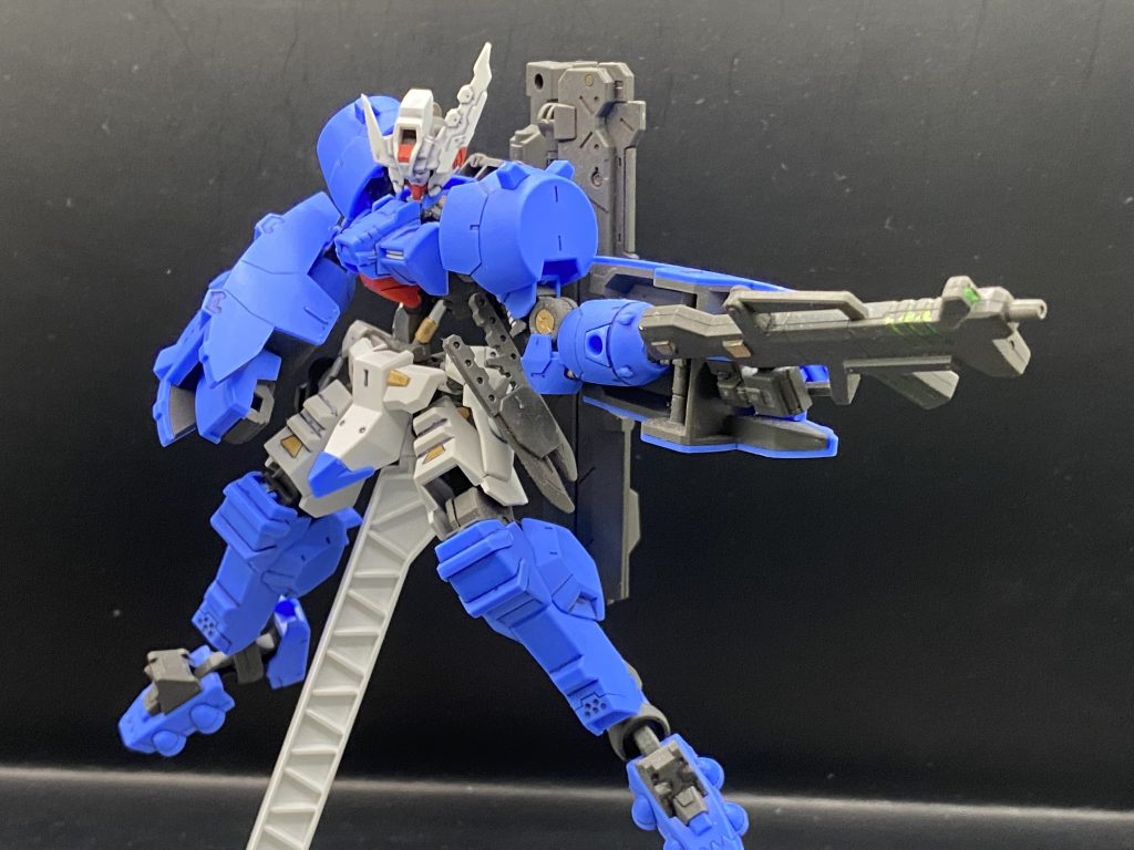 一応サブナックルにライフルは持たせられます